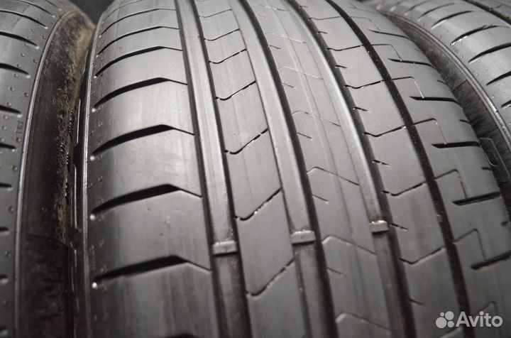 Pirelli P Zero PZ4 245/45 R19 102Y