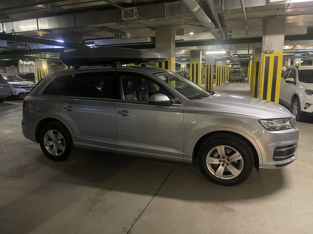 Audi Q7: фото владельца
