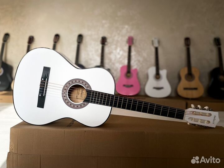 Гитара Новая Belucci 3805white