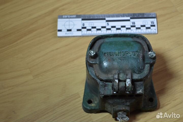 Довоенная Телефонная коробка