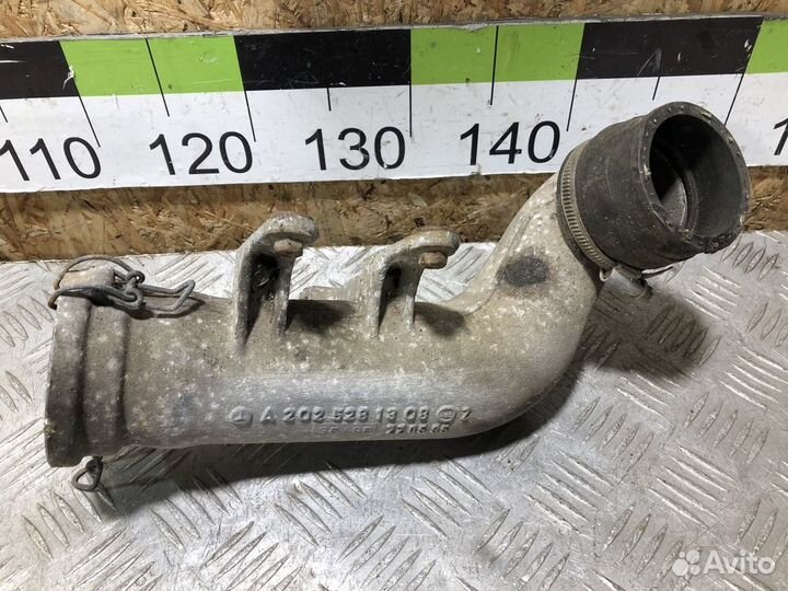 Патрубок интеркулера Clk 208