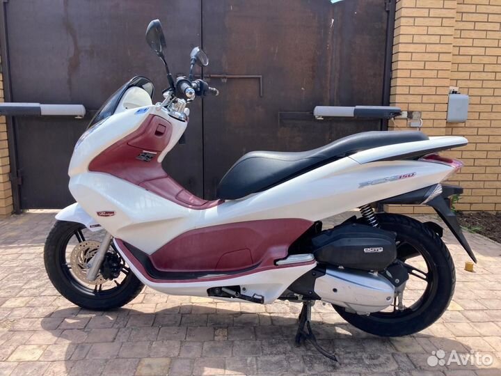 Мопед honda PCX 150