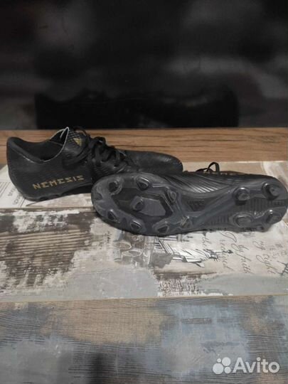 Футбольные бутсы