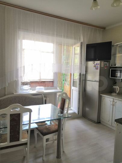 3-к. квартира, 70,5 м², 2/5 эт.