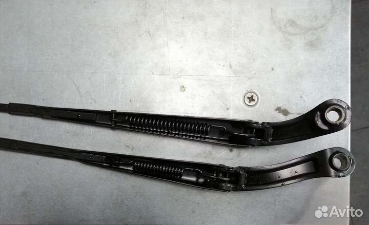 Рычаги стеклоочистителя Лада Веста 2 шт