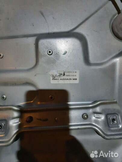 Стеклоподъемник передний левый Ford Focus 2