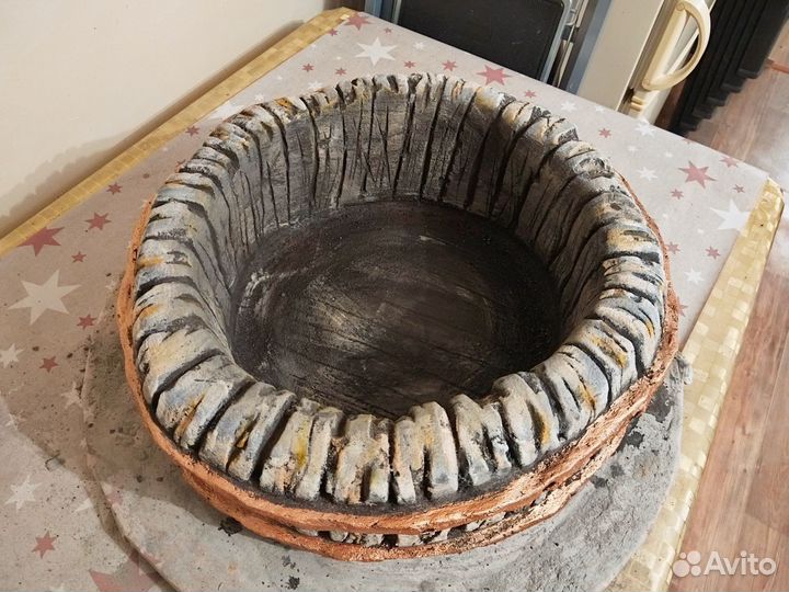 Садовое кашпо