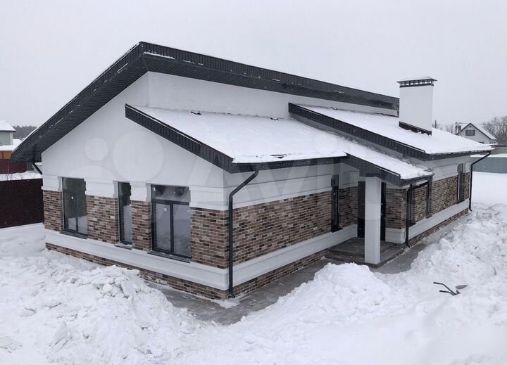 Дом 174 м² на участке 10 сот.