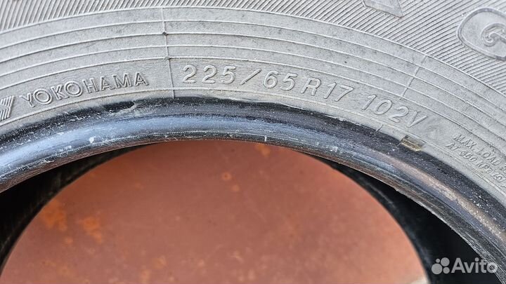 Yokohama Geolandar G98 225/65 R17