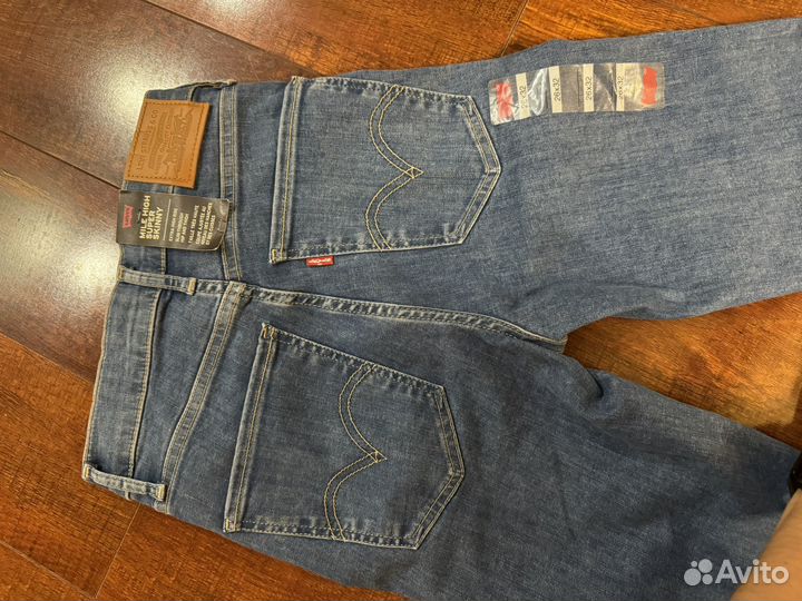 Джинсы женские levis