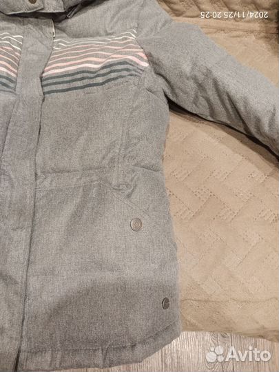 Продам зимнюю куртку женскую, 42 -44 разм