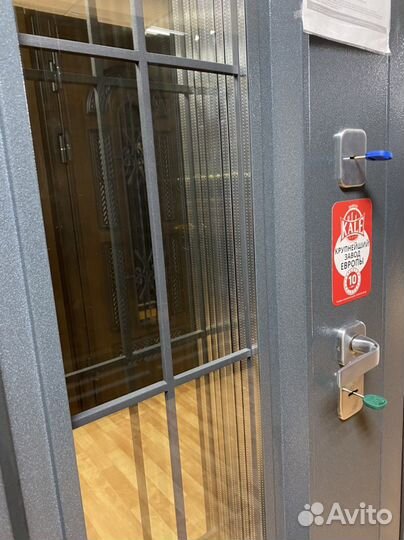 Дверь входная в дом