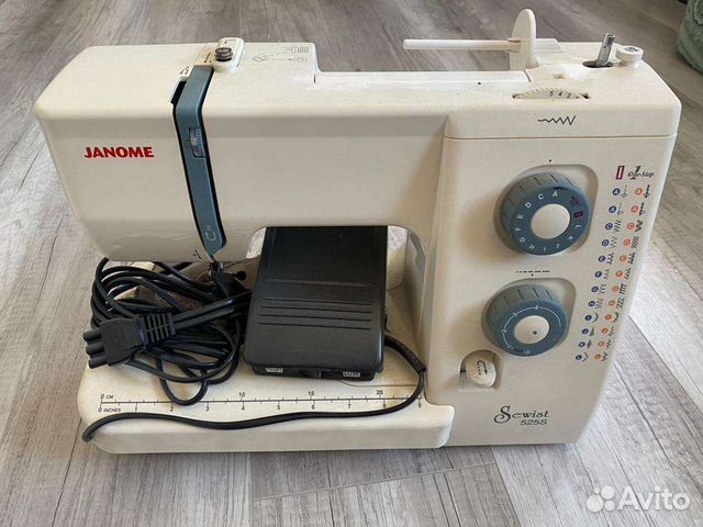 Швейная машинка janome новая
