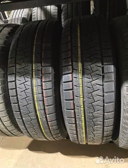 Pirelli Ice Asimmetrico Plus 225/65 R17 98M