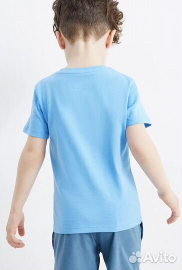 Набор футболок c&a