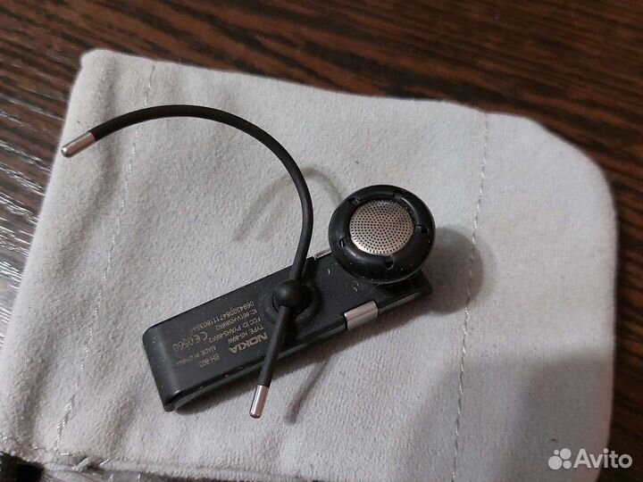Bluetooth гарнитура Nokia BH-803