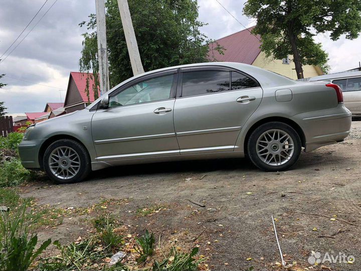 Toyota Avensis 2.0 AT, 2004, 306 200 км