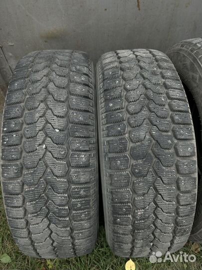 Yokohama Ice Guard SUV G075 215/65 R16