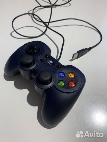 Игровой контроллер Logitech GamePad