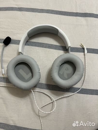 Проводные наушники jbl с микрофоном