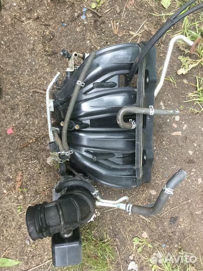 Впускной коллектор suzuki Grand Vitara 2.0 2.4