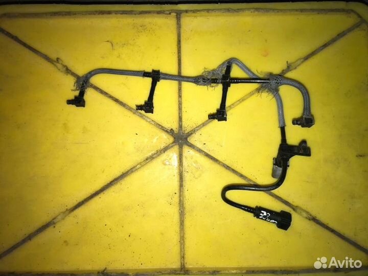 Трубка топливная для Ford Transit Connect TC7 1.8L