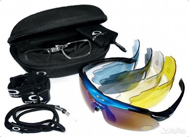 Спортивные очки oakley