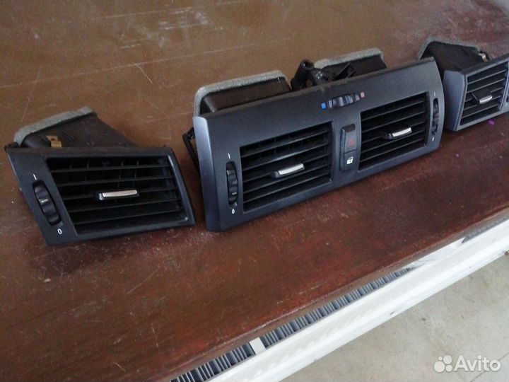 Воздуховод на bmw X3 E83 N47D20 2008 год