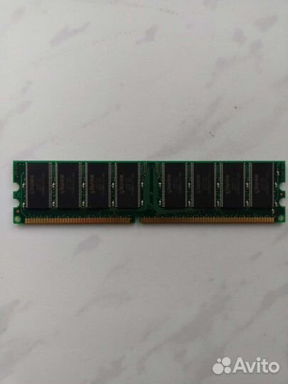 Оперативная память:Kingston kvr400x64c3a/512Mb