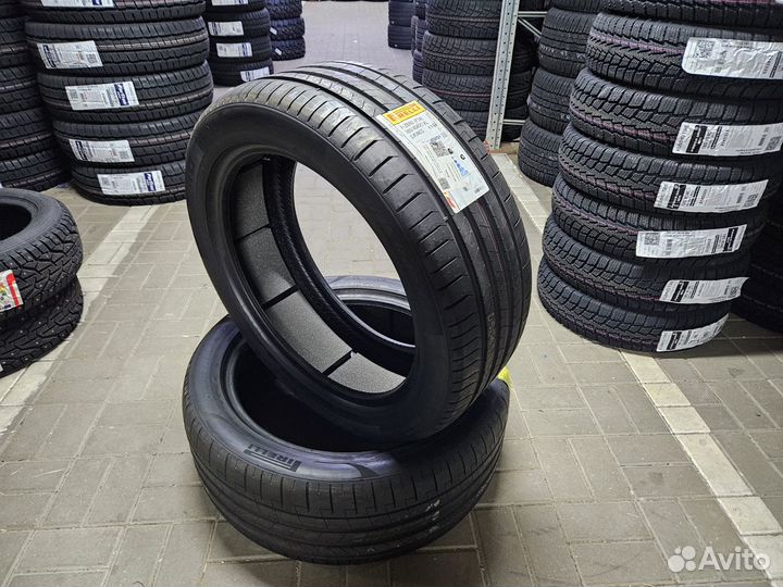 Pirelli P Zero Sports CAR 285/45 R22 114Y