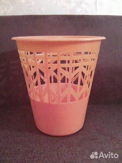 Корзина для бумаг