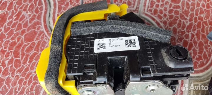 Замок двери Hyundai Solaris 2