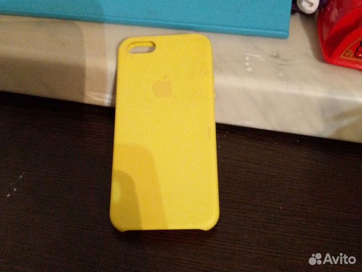 Чехол на iPhone 5