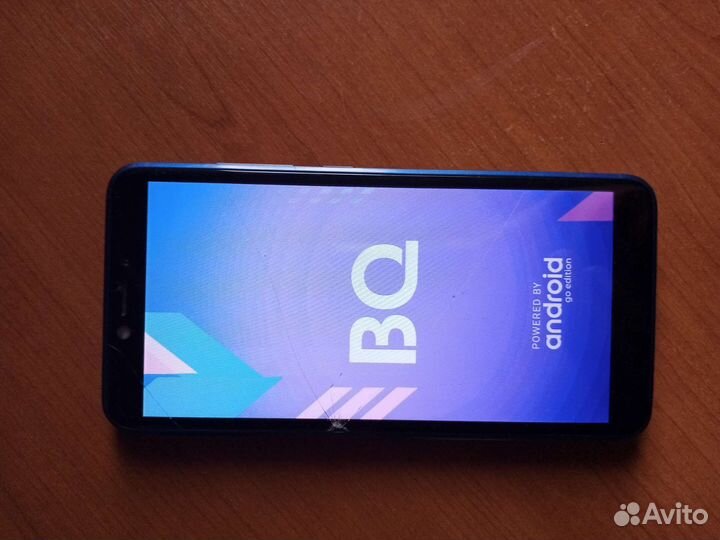 Телефон Bq