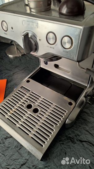 Кофемашина Bork C800