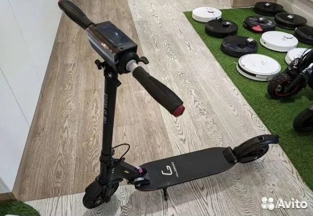 Электросамокат New Scooter