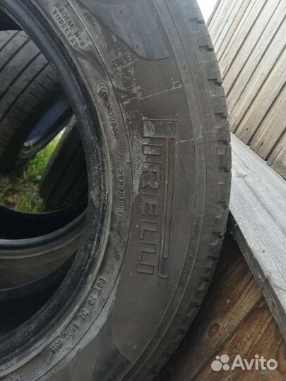 Pirelli Chrono Camper 235/65 R17