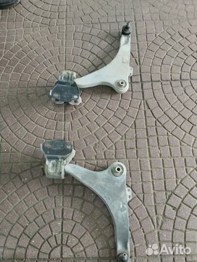 Передний рычаг volvo s80