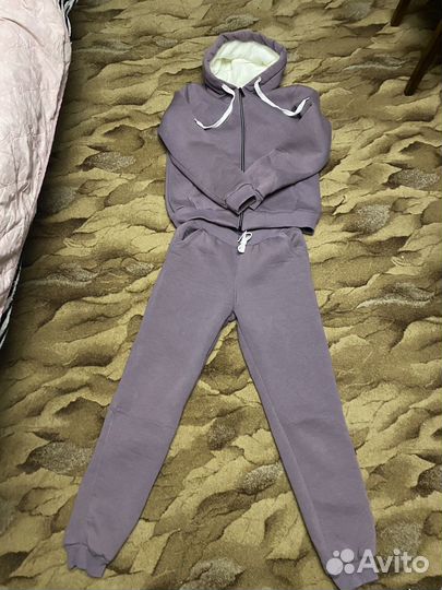 Спортивный костюм женский теплый