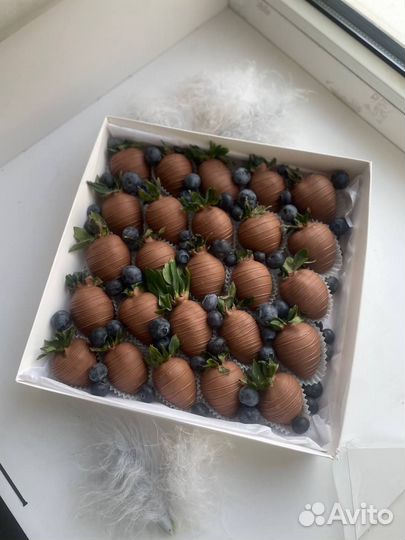 Клубника в шоколаде 8 марта