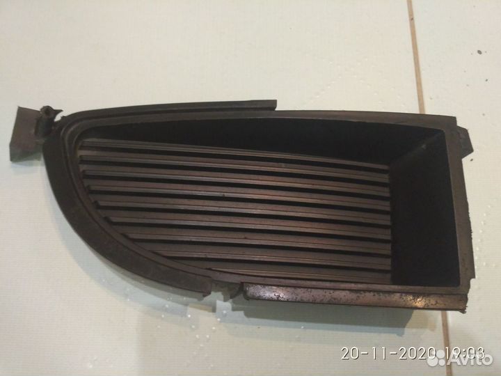 Мицубиси Лансер 9 заглушка и