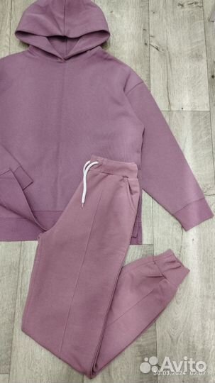 Костюм спортивный женский