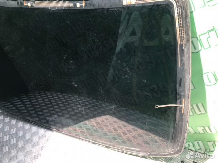 Стекло заднее Mercedes-Benz S-Class W220 M112.944