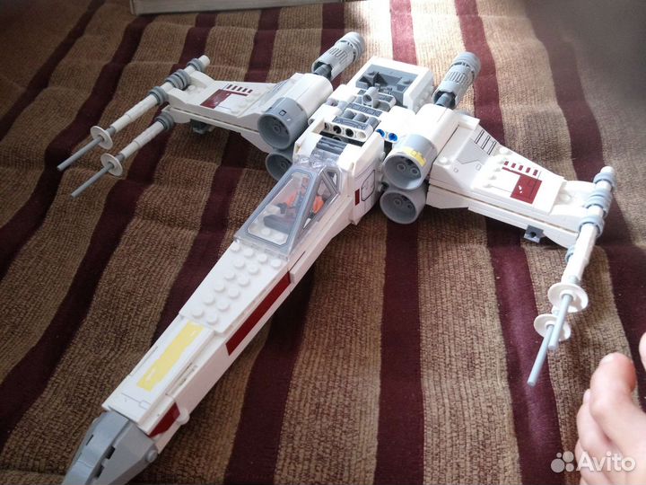 Звёздный истребитель Люка Скайуокера типа X