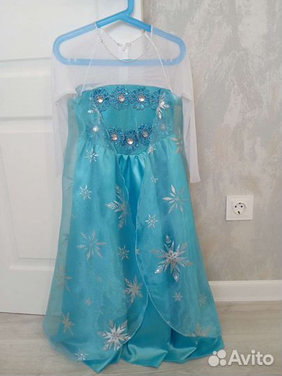 Платье Эльзы на возраст примерно 5-6 лет