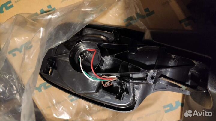 Зеркало левое renault scenic 2