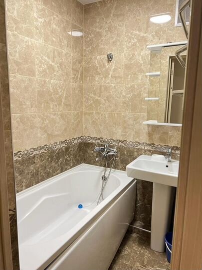 2-к. квартира, 42 м², 3/5 эт.