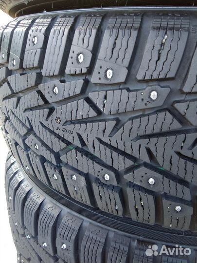 Зимние колеса 215/65 R16