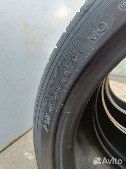 Michelin Pilot Sport 3 255/40 R20 и 285/35 R20 104Y