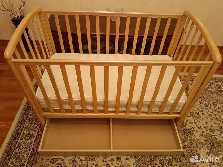 Детская- кровать качалка Baby Italia,матрас 125х65